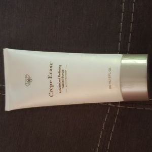 Crepe erase advanced facial scrub